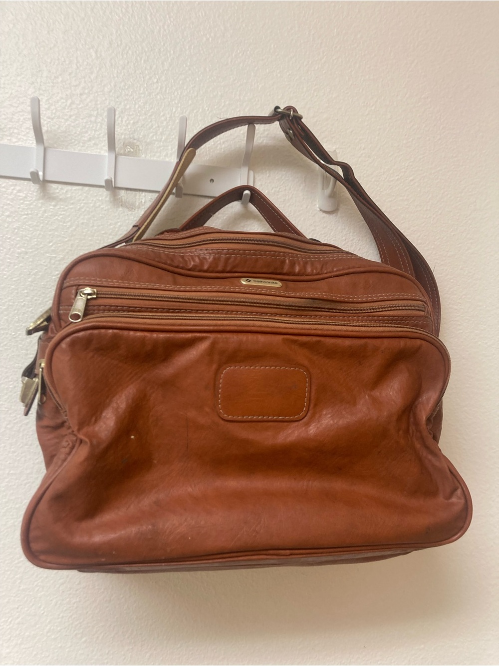 VINTAGE SAMSONITE Cognac Overnight Bag Preppy Sophisticated